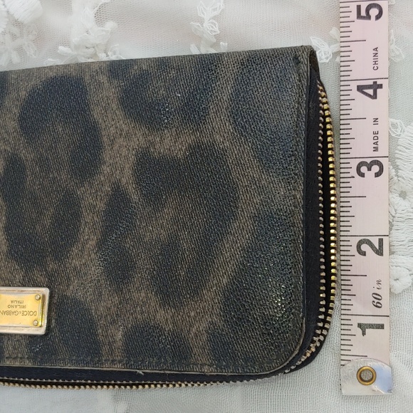 Dolce & Gabbana Leopard Animal Print Continental Zip Wallet - Picture 17 of 17
